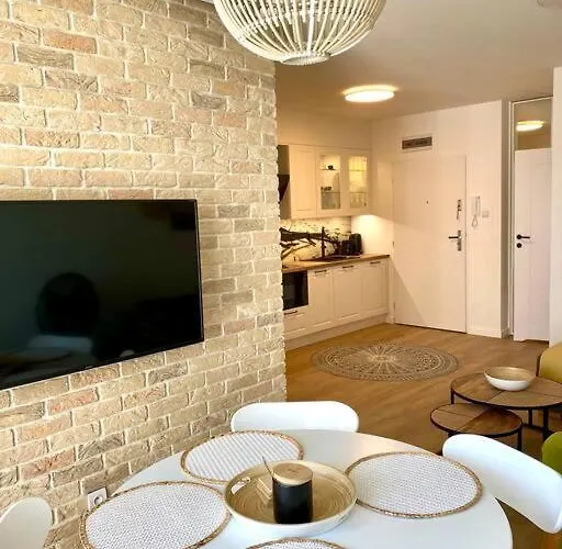 アパート Harmonia コウォブジェク